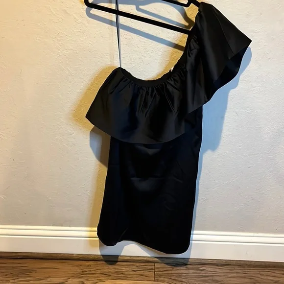 h&m black ruffle dress Floral Fusion